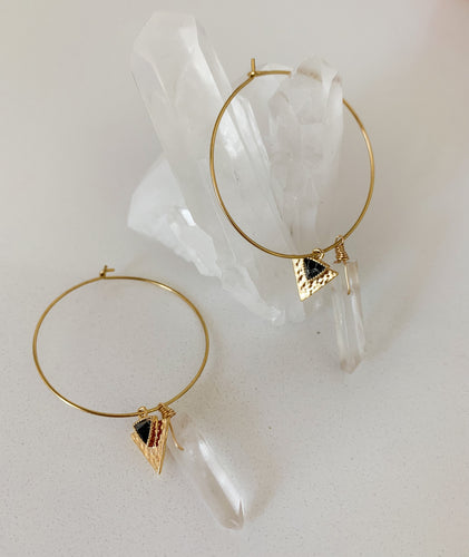 Gold Plated hoop earrings with howlite hammered charm with wired clear quartz